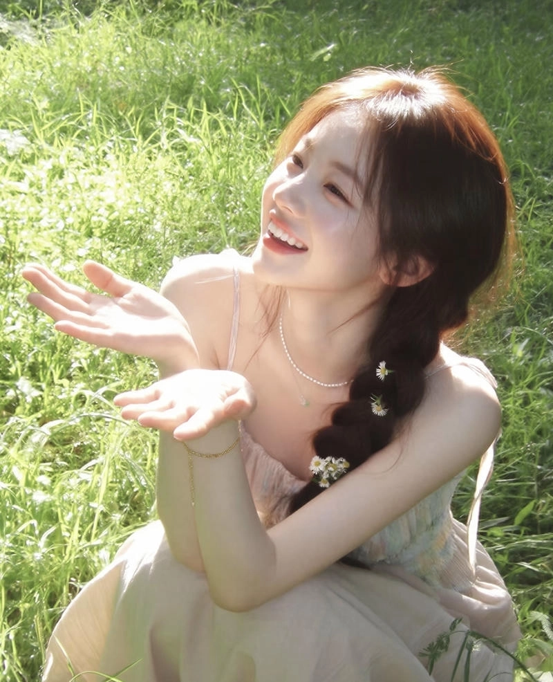 Nụ cười chân thật giúp gái xinh thêm phần thu hút