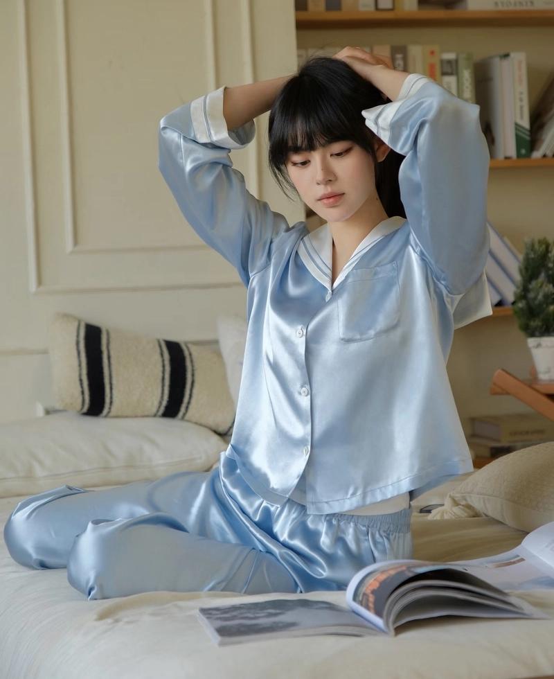 Thiếu nữ diện đồ ngủ đáng yêu phong cách Hàn