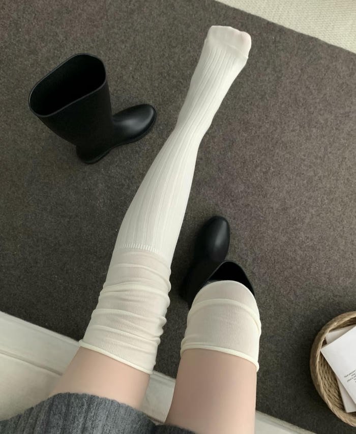 ảnh đùi gái xinh thanh thoát