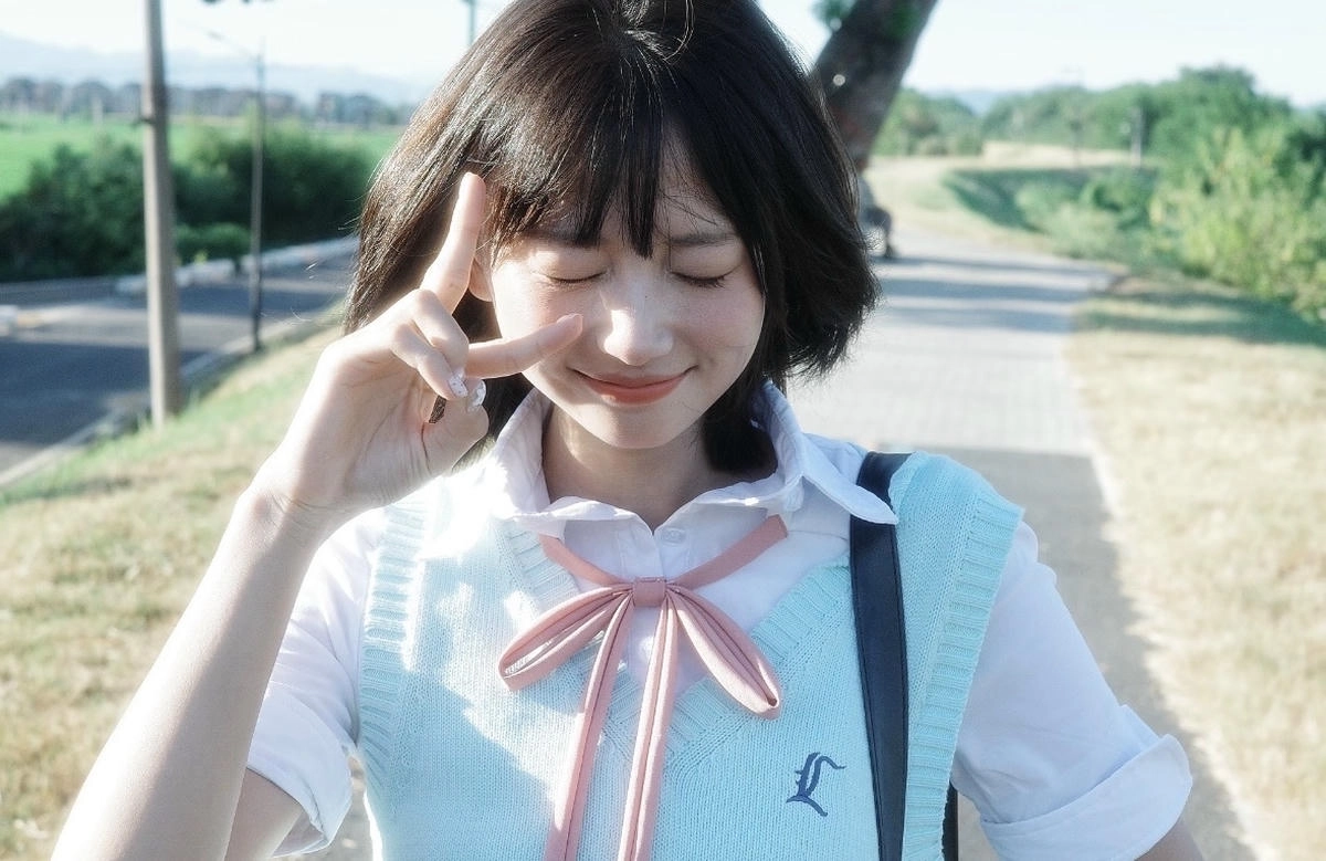 ảnh gái xinh cười thumbnail