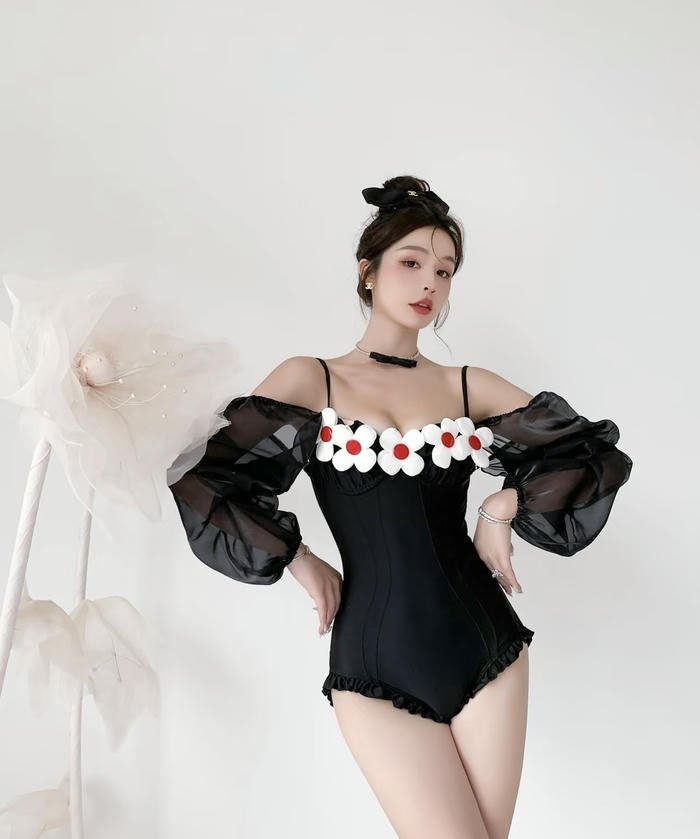 ảnh gái xinh hở hang cá tính