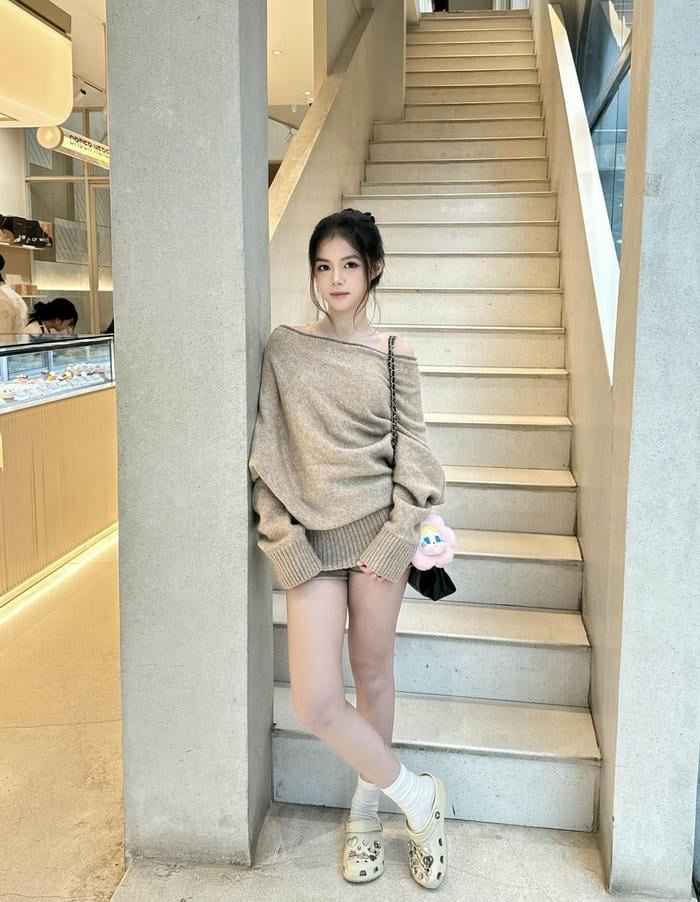 gái xinh diện quần ngắn cá tính