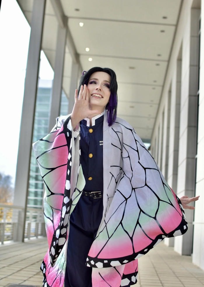 hình ảnh coslay shinobu áo cánh bướm