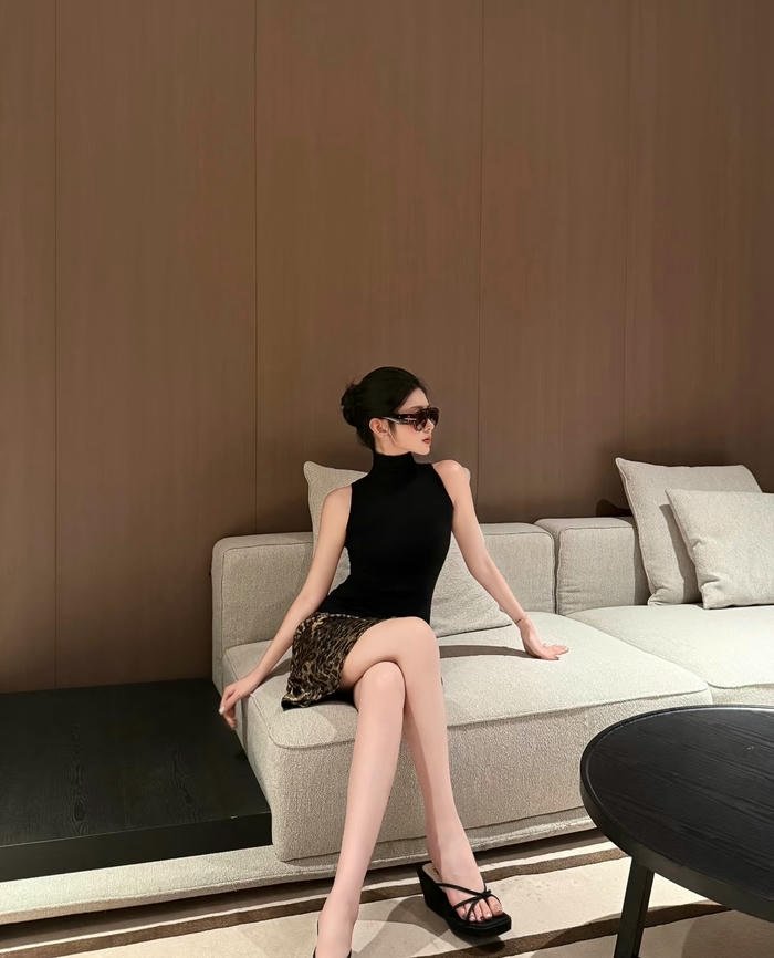 hình ảnh gái đeo kính kính dâm