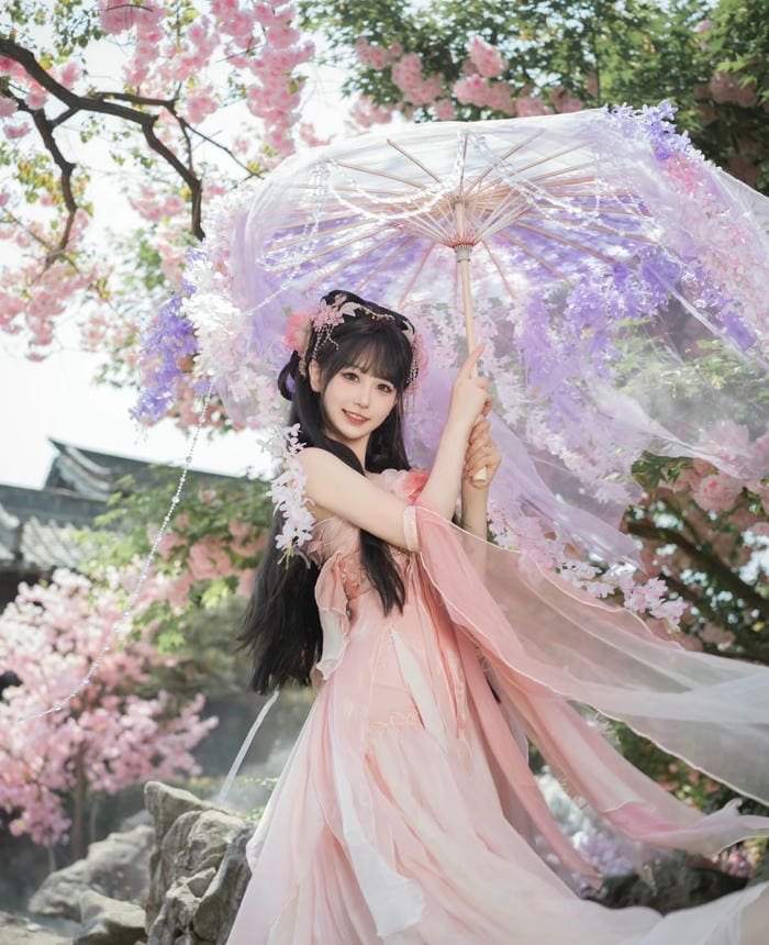 hình ảnh gái xinh trung quốc váy cổ trang hồng
