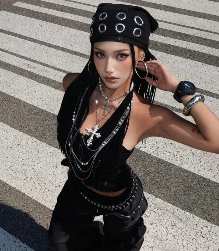 hình gái trung phong cách đường phố