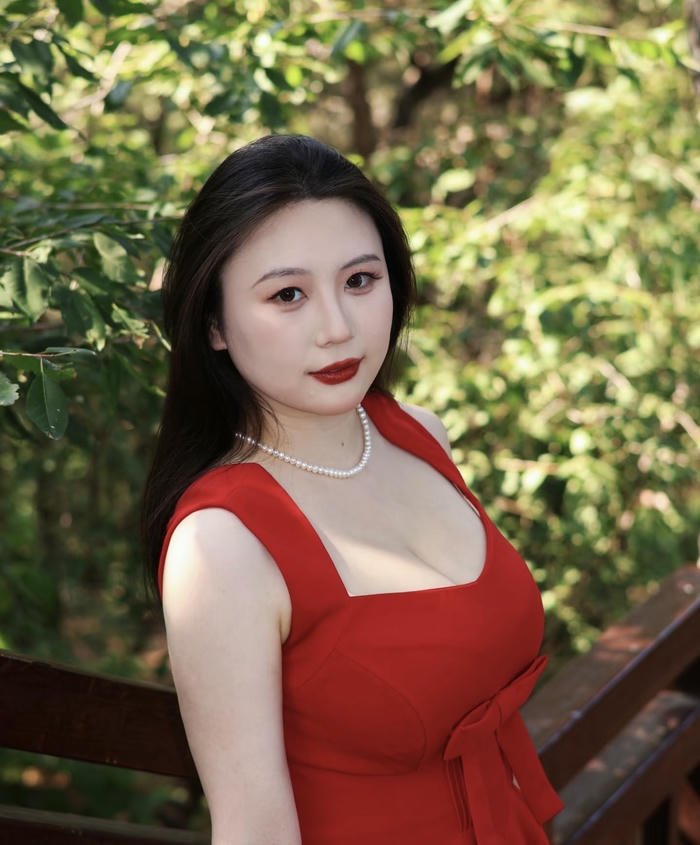 hình gái xinh hở hang nghệ thuật