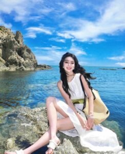 hình gái xinh trung quốc diện váy suông basic