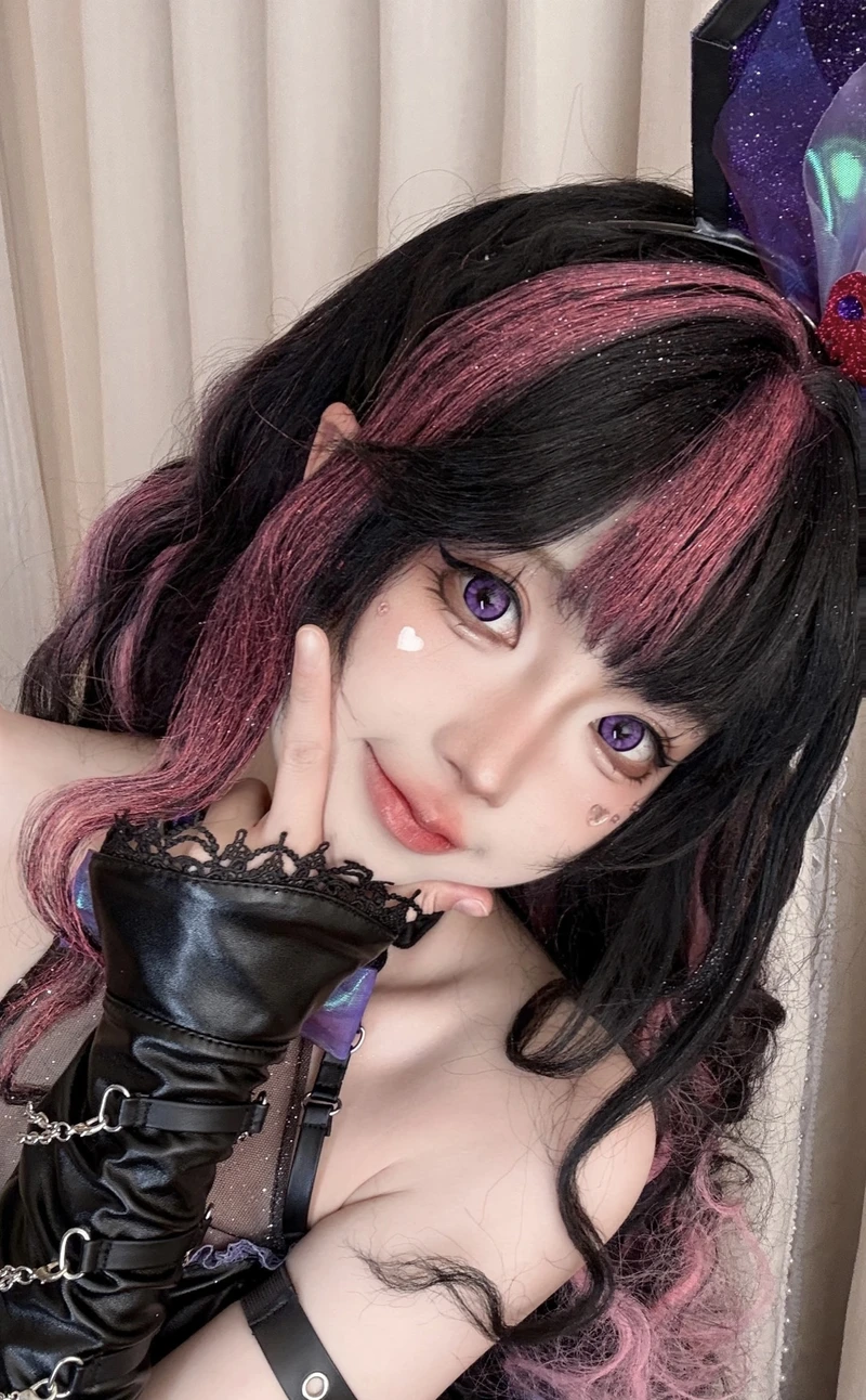 Cosplay Kurumi thần bí phong thái quyến rũ