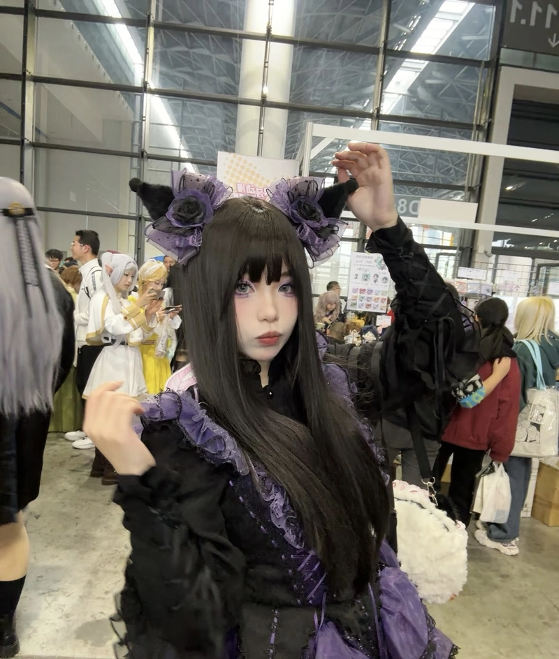 Gái xinh cosplay ngoại cảnh chủ đề Kurumi