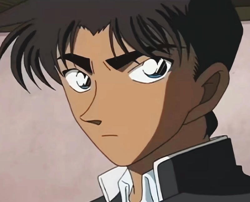 Hình ảnh Hattori Heiji nổi bật với mái tóc đầy cá tính