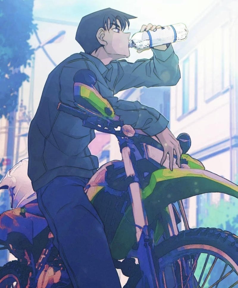 Hình ảnh Hattori Heiji nổi bật với nụ cười tự tin đẹp