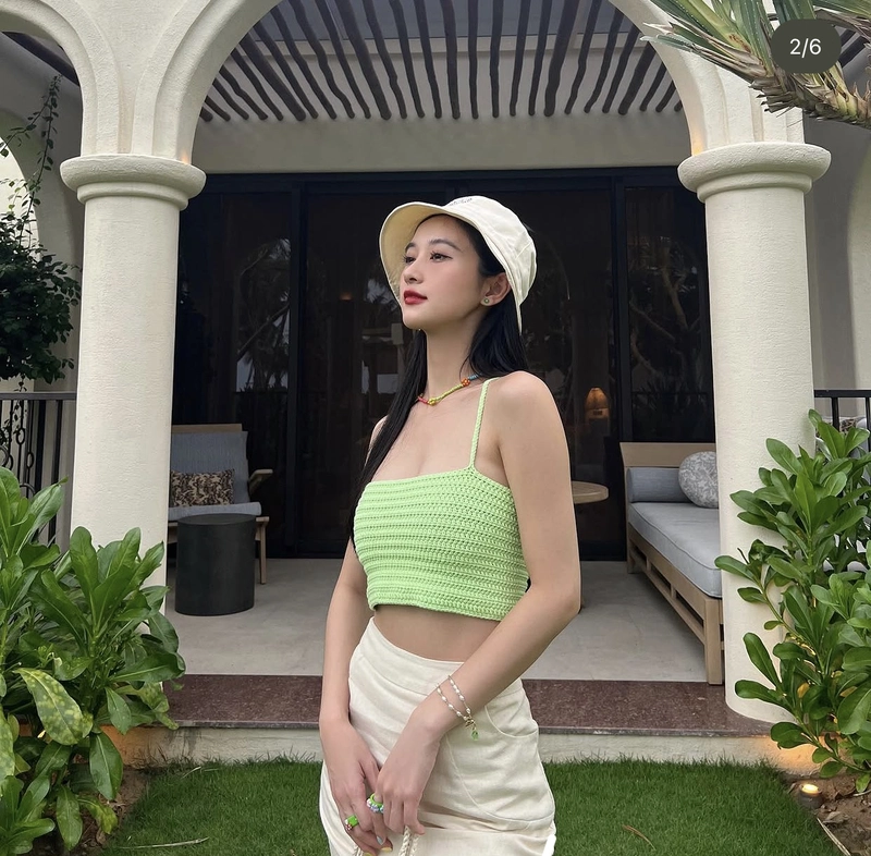 Hình ảnh jun vũ bikini xanh nõn chuối