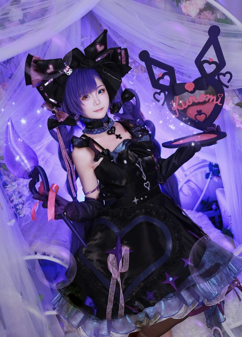 Hình góc chụp sáng nổi bật cosplay Kurumi