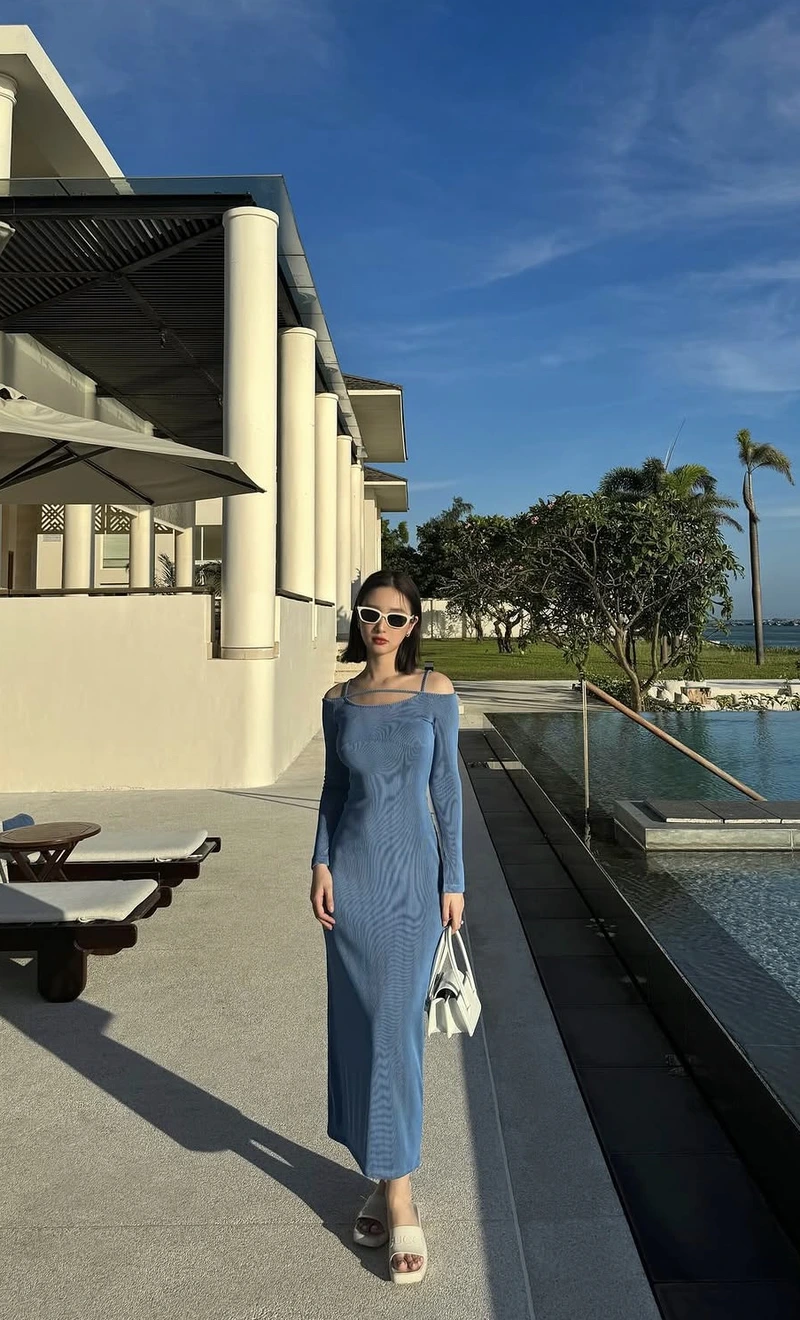 Hình jun vũ mặc bikini kín đáo mà vẫn đẹp