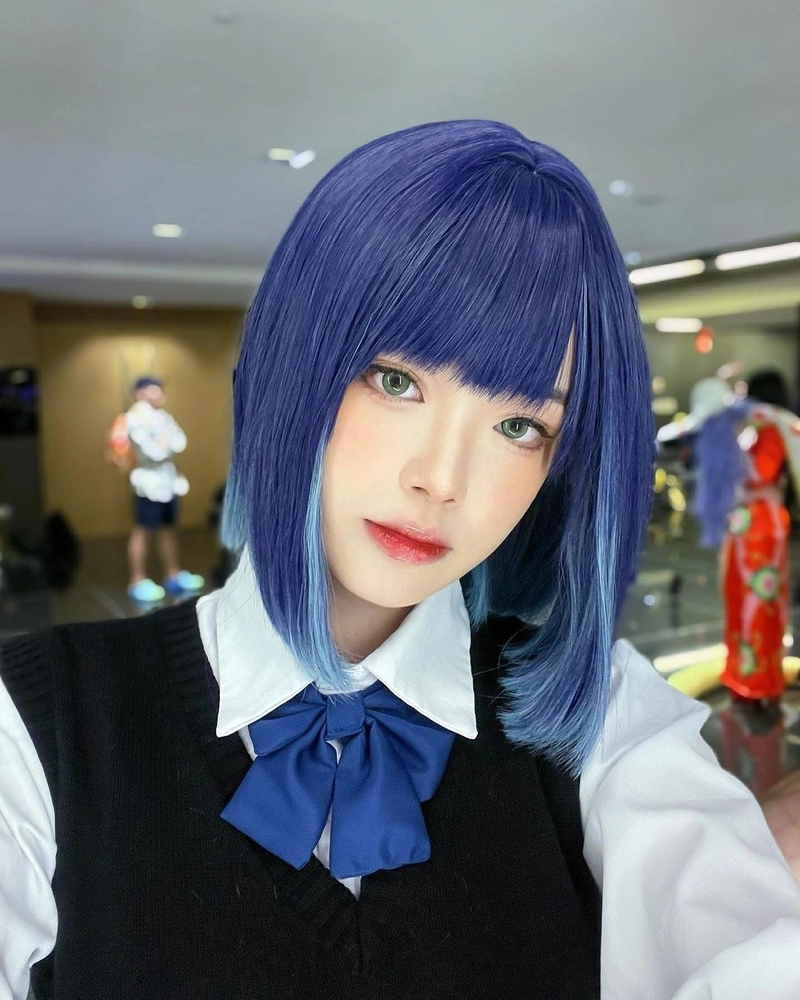 Hình tạo dáng đẹp mang nét cosplay Kurokawa