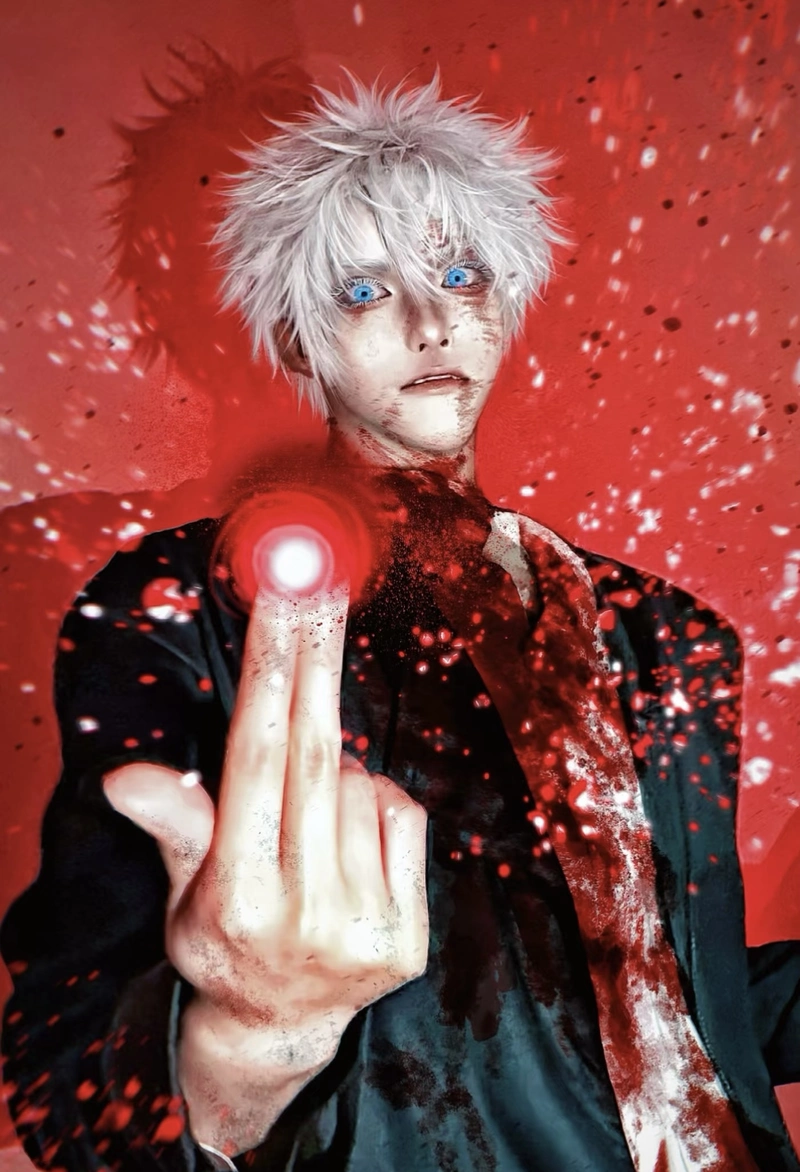Khung hình Gojo cosplay với phong cách cá tính riêng