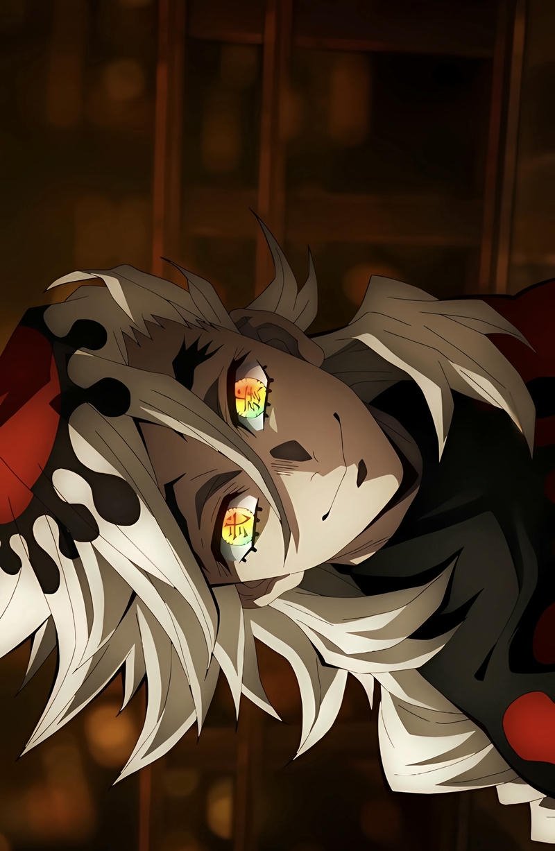Ảnh Douma anime trong bối cảnh hành động u ám