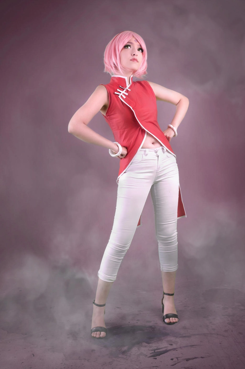 Ảnh Sakura Haruno cosplay chuẩn nguyên tác được fan săn đón