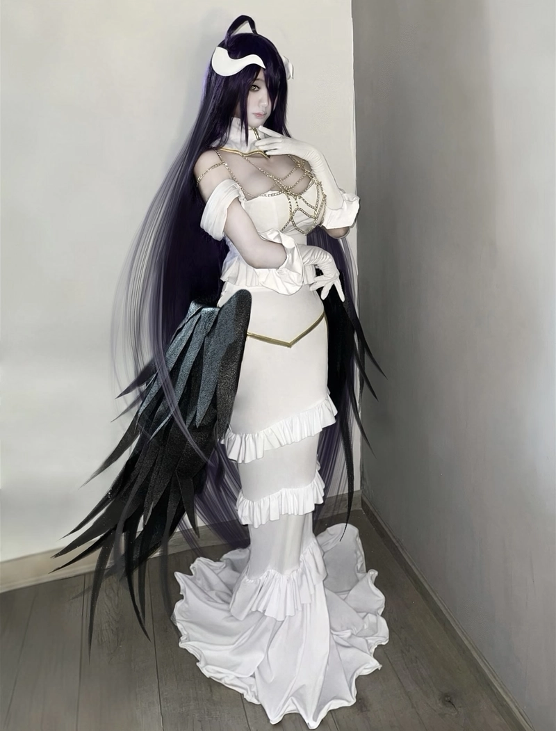 Ảnh cosplay Albedo mang vẻ đẹp bí ẩn và quyến rũ