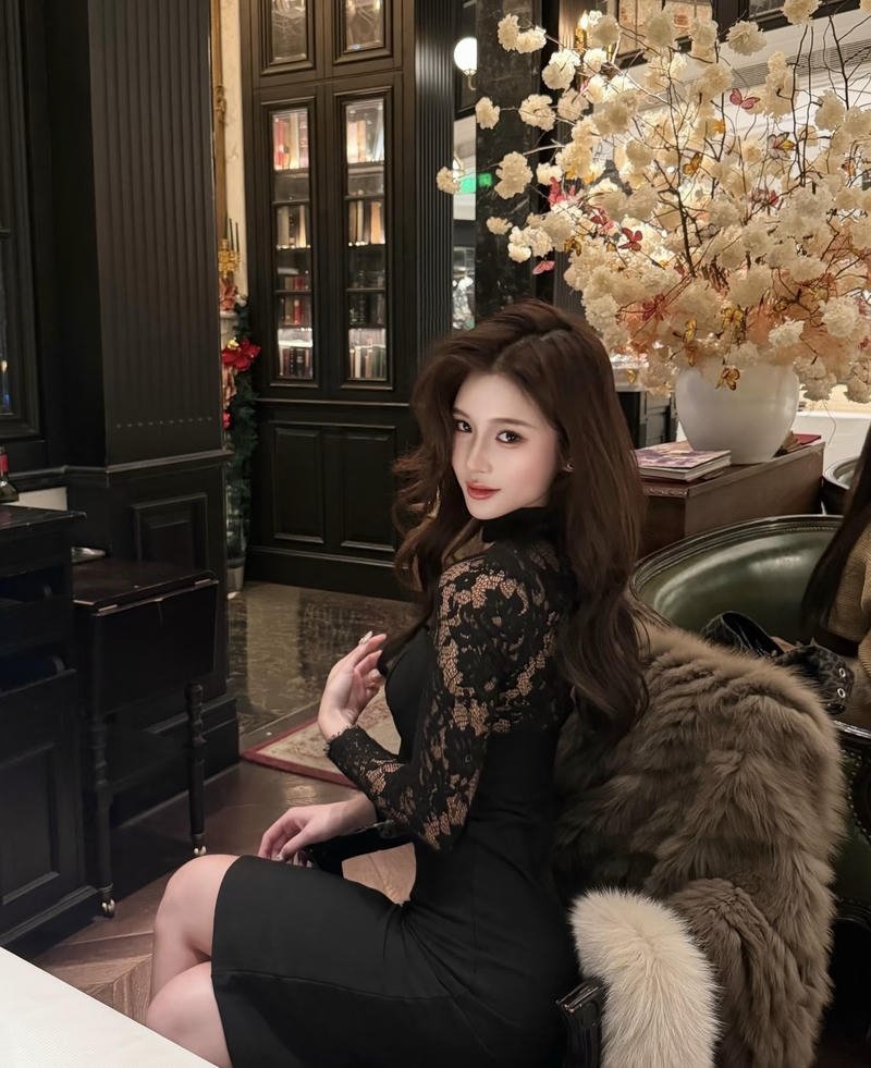 Ảnh gái xinh 18 tuổi diện mạo sáng đầy sức sống