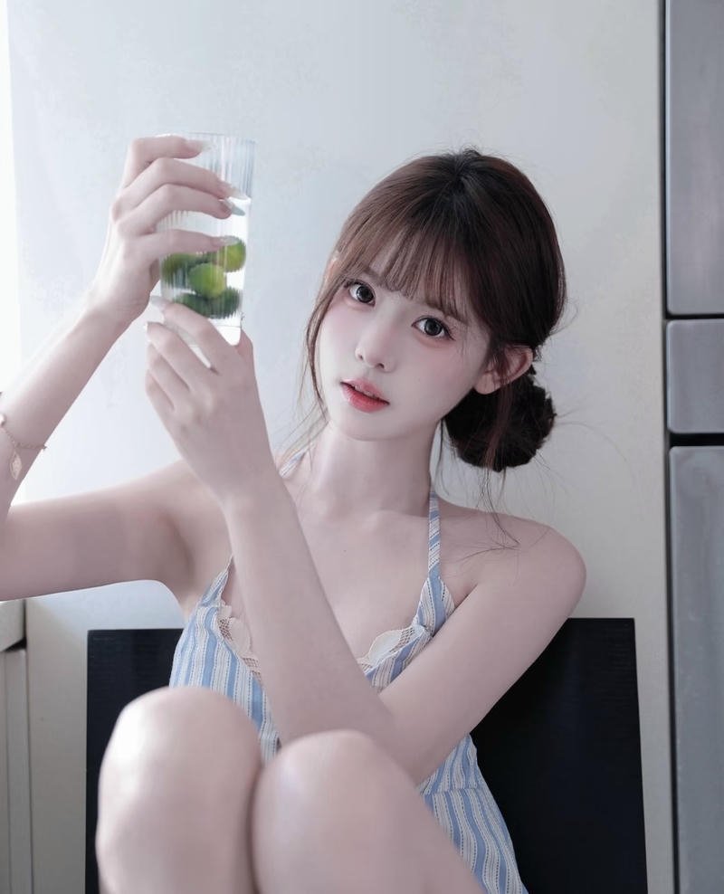Ảnh gái xinh 2k9 với vẻ đẹp trong sáng đầy thu hút