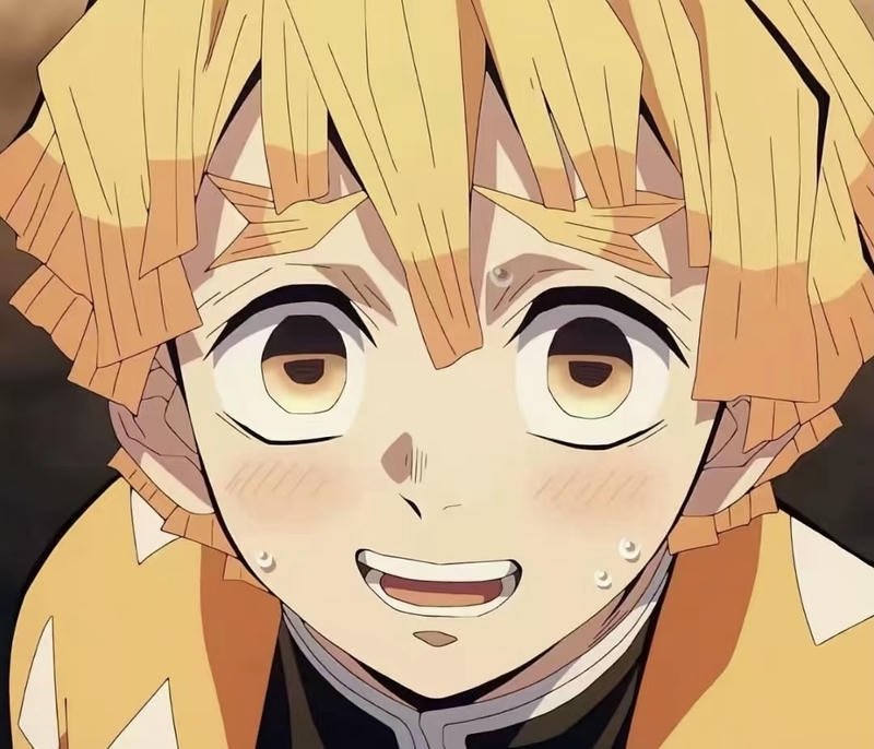 Ánh nhìn Zenitsu anime thể hiện sự sợ hãi rõ nét