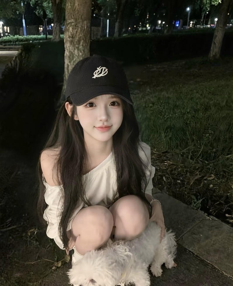 Bức gái xinh douyin mang phong cách makeup baby soft