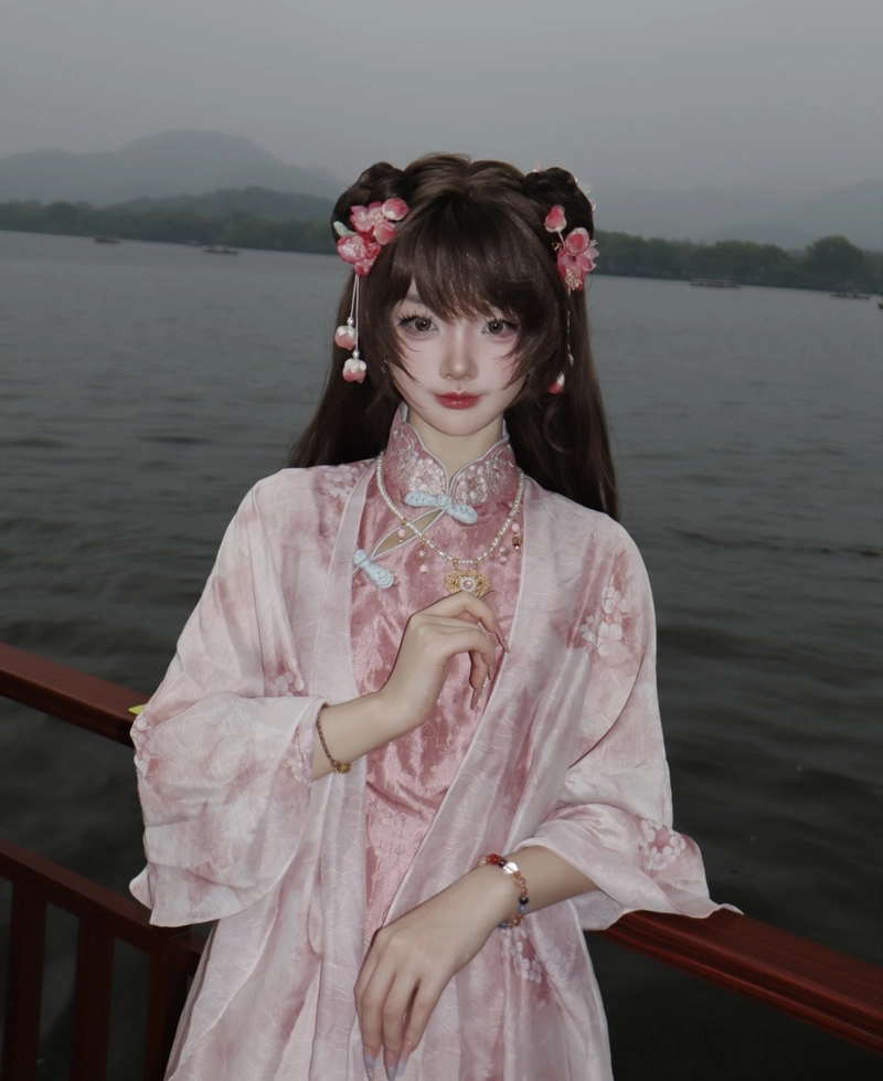 Cosplay cổ trang thu hút bởi khí chất nền nã