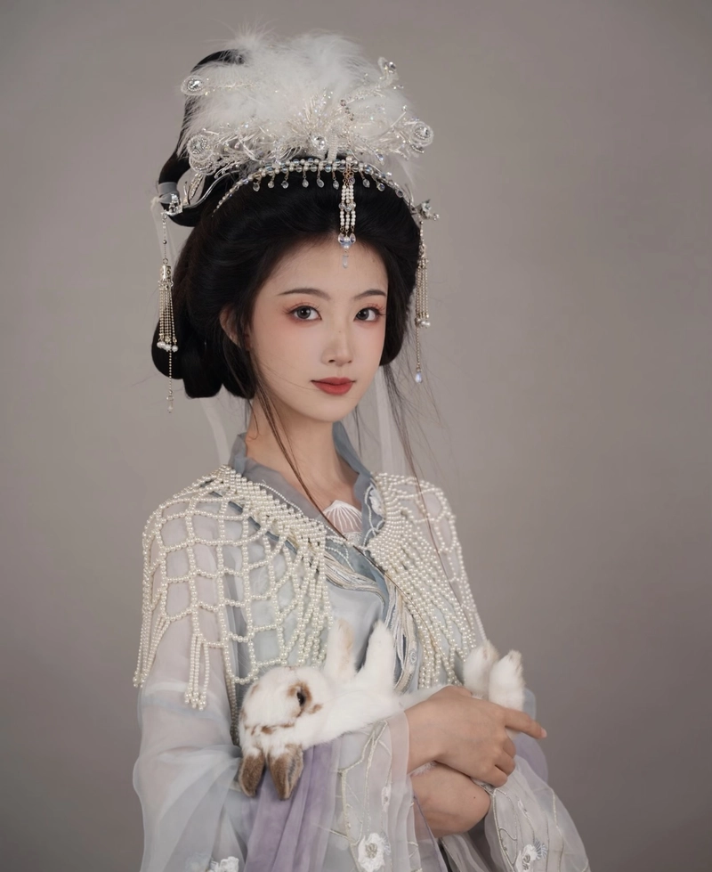 Gái xinh cosplay cổ trang sở hữu khí chất đầy cuốn hút