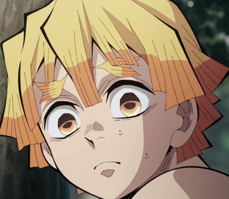 Hình Zenitsu anime với biểu cảm ngạc nhiên dễ thương