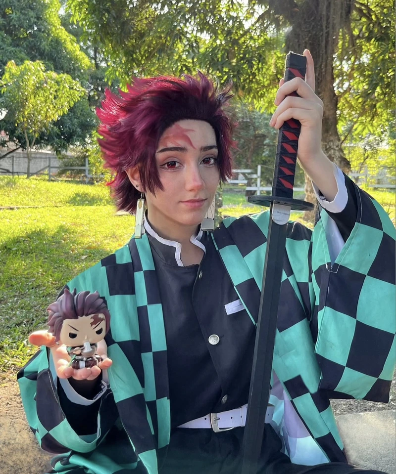 Hình ảnh Tanjiro cosplay phong cách anime Nhật Bản