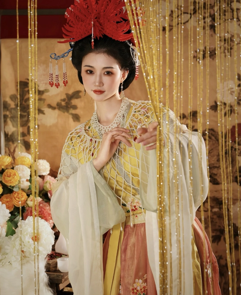 Hình ảnh cosplay cổ trang dịu dàng đầy chất thơ
