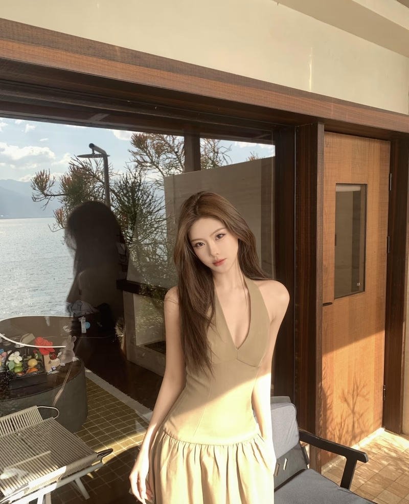 Hình gái xinh 2k7 mang cảm giác nhẹ nhàng dễ gần