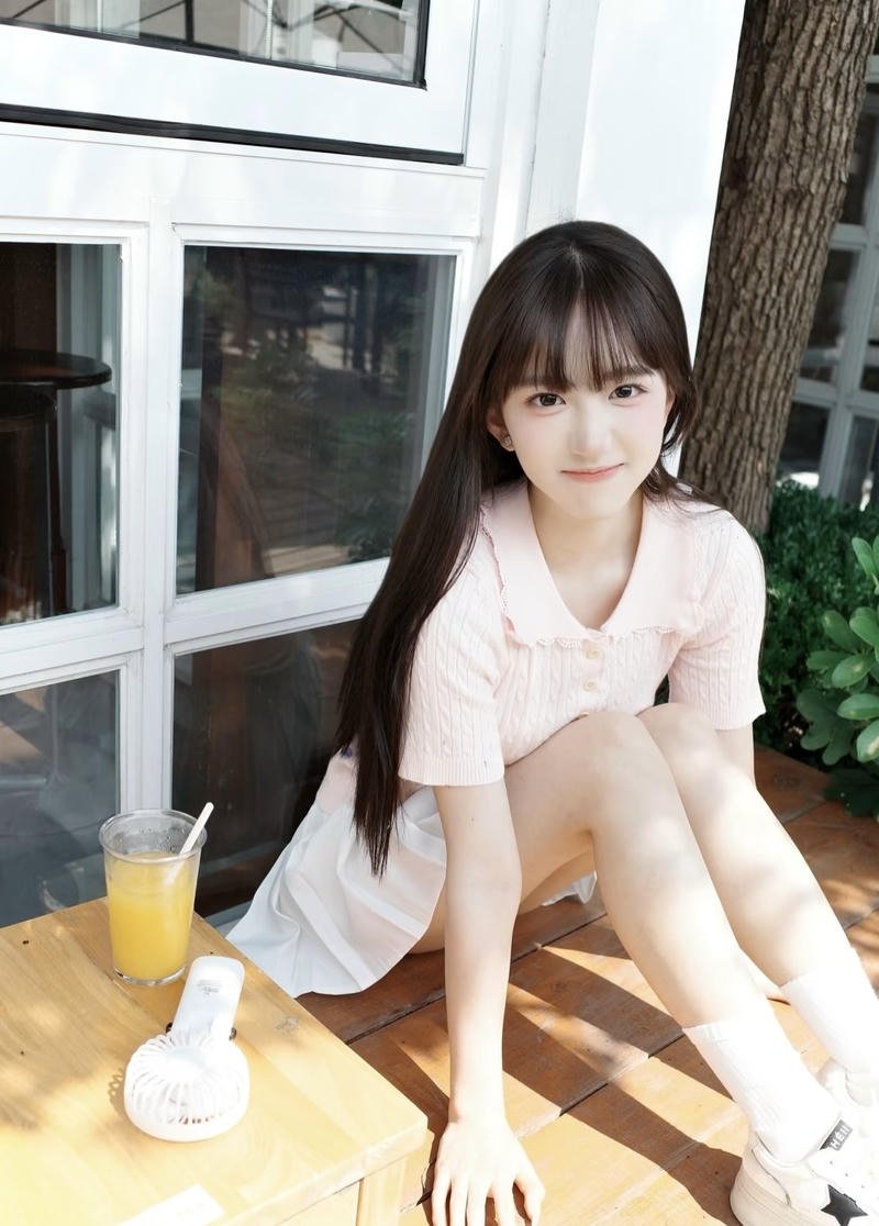 Hình gái xinh 2k9 mang nét đẹp nhẹ nhàng rất nổi bật