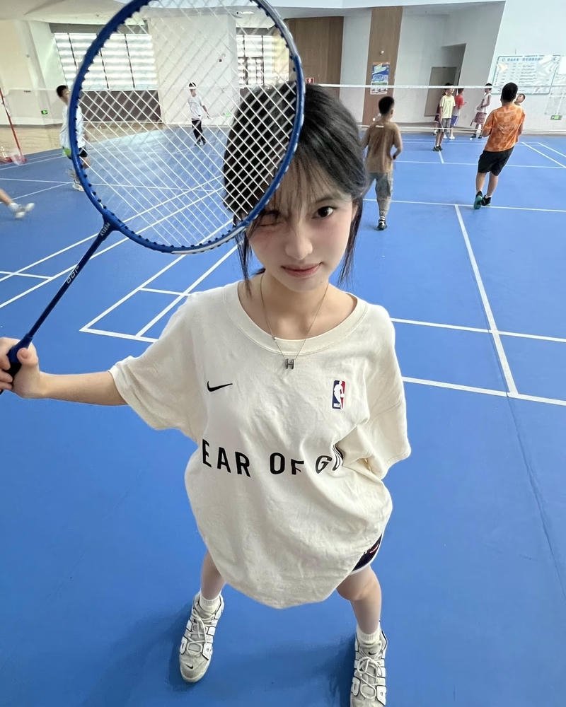 Hình gái xinh 2k9 mang vẻ đẹp mềm mại đầy tinh tế