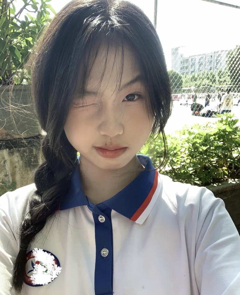 Hình gái xinh cấp 3 sở hữu diện mạo hài hòa