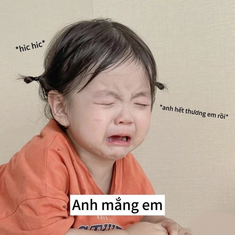 Hình meme tủi thân mang cảm giác cô đơn lặng lẽ
