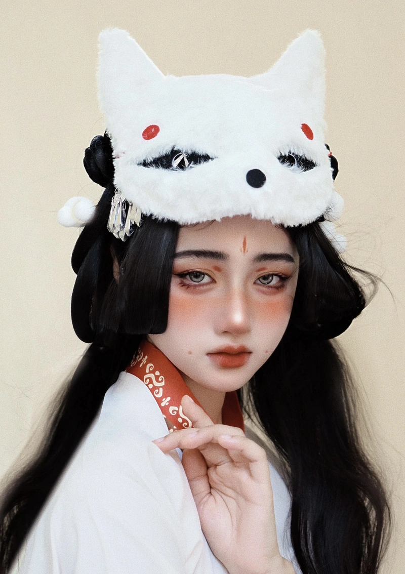 ảnh cosplay cáo chụo cận mặt mỹ nhân