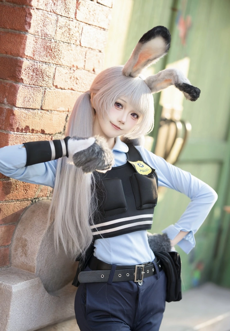ảnh gái xinh cosplay thỏ với tạo hình đáng yêu nổi bật