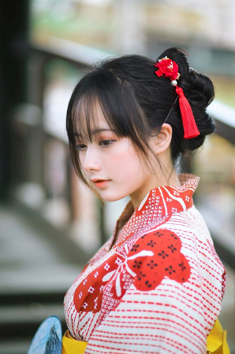 hình ảnh nguyễn thị hà vi cosplay gái nhật