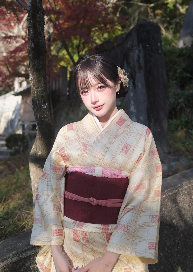 hình ảnh nguyễn thị hà vi cosplay mặc kimono