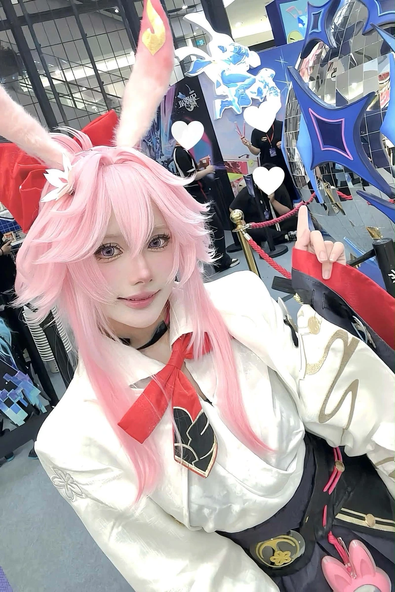 hình nguyễn thị hà vi cosplay với visual chuẩn anime