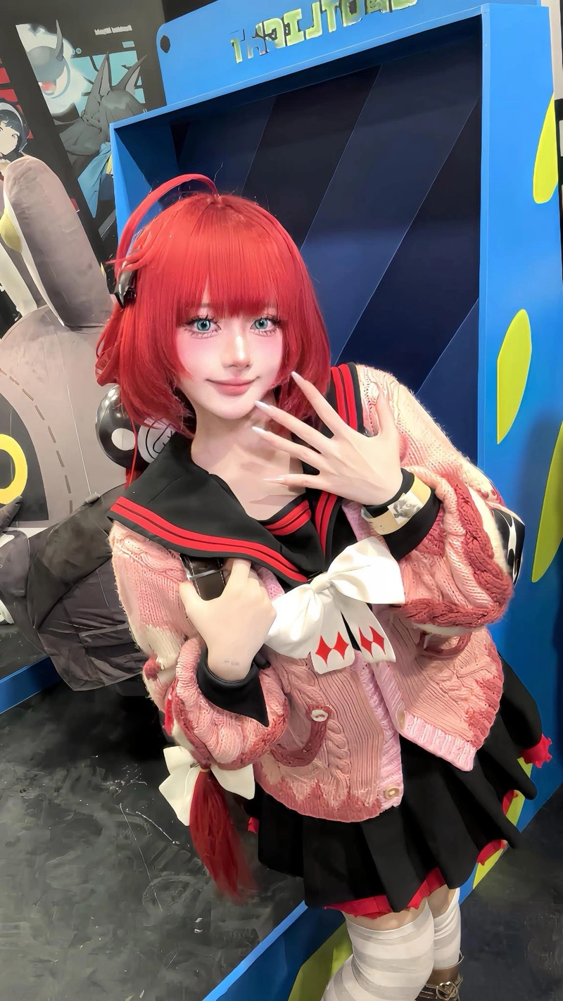 hotgirl nguyễn thị hà vi cosplay với visual ấn tượng