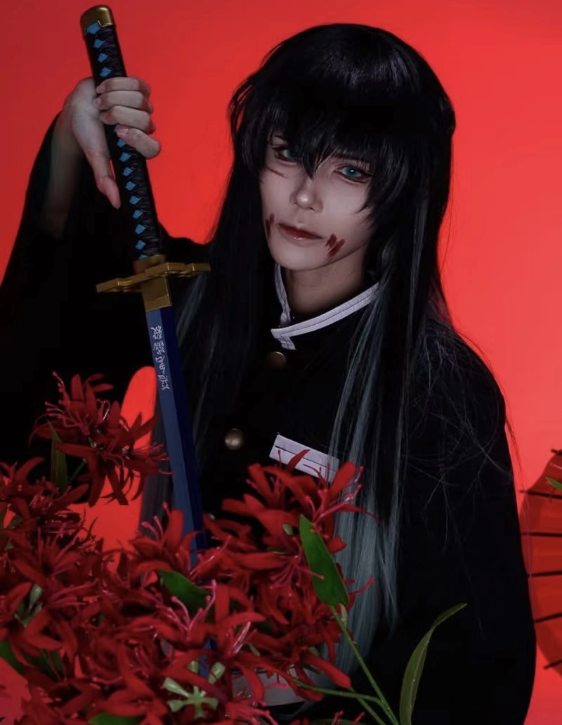muichirou cosplay tái hiện nhân vật chuẩn phong cách anime
