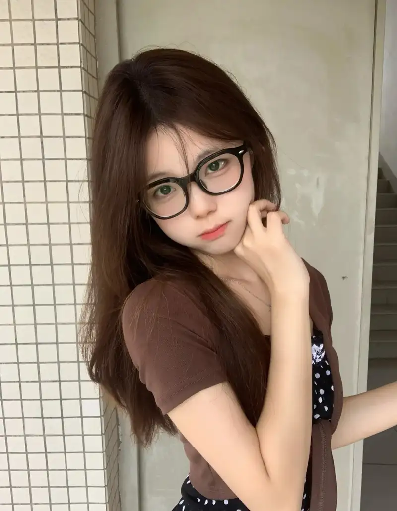 góc selfie ảnh gái xinh tự sướng ấn tượng