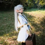 Frieren cosplay duyên dáng kiều diễm